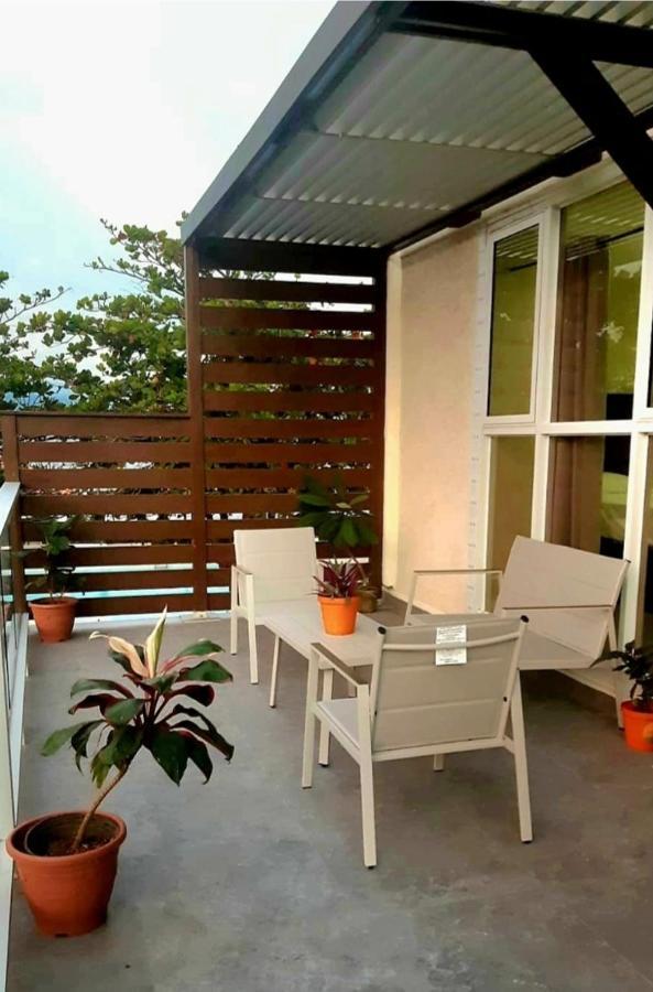 Impeccable 2-Br Apartment-Ornella Villa At Bayfront Villa Portmore Exteriér fotografie